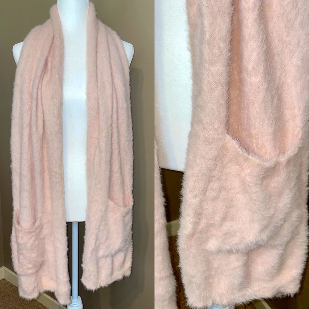 Nordstrom Pink Fuzzy Eyelash Pocket Scarf Shaw Winter Fall